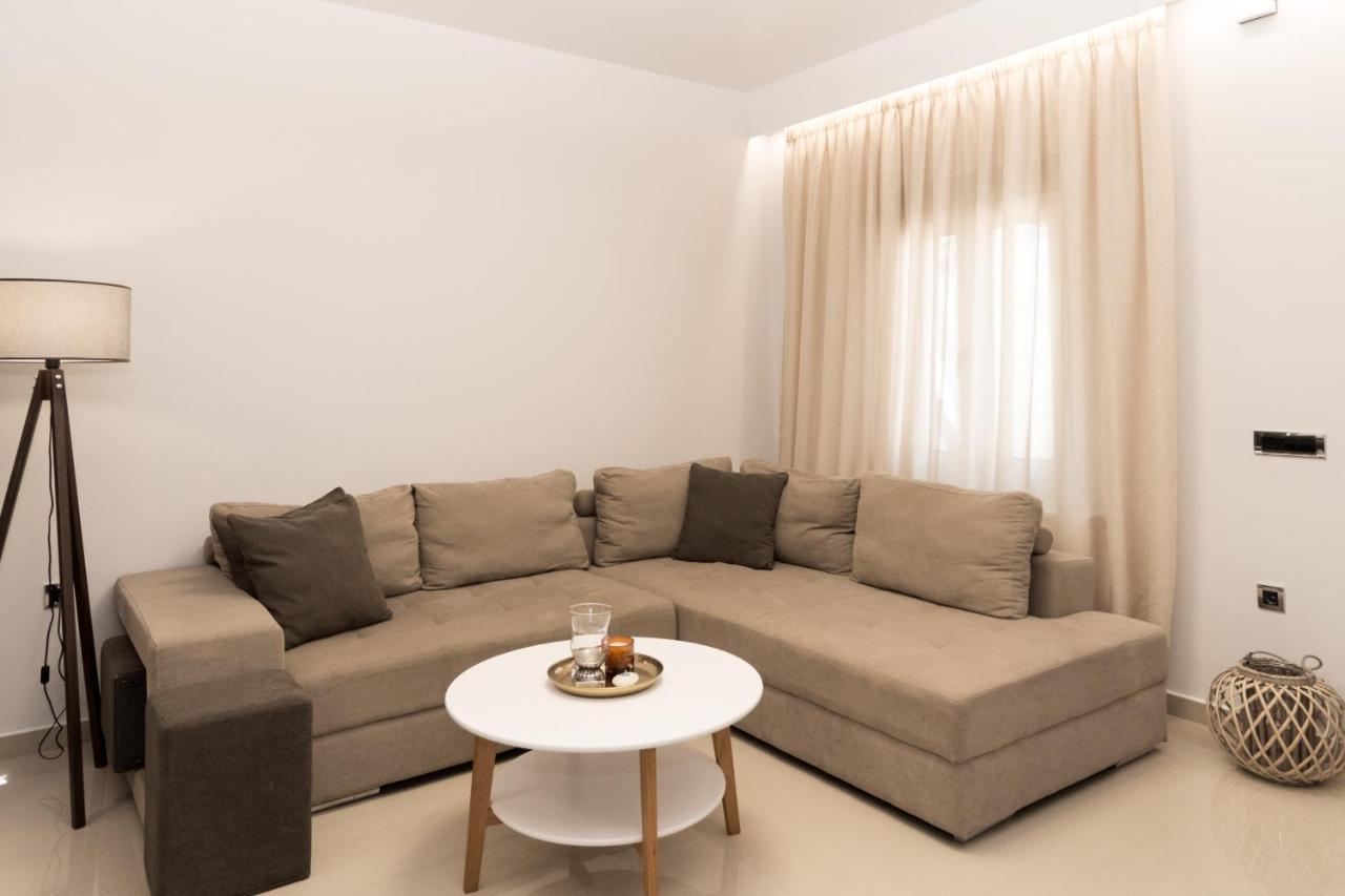 Al Santo Apartments Закінф Екстер'єр фото