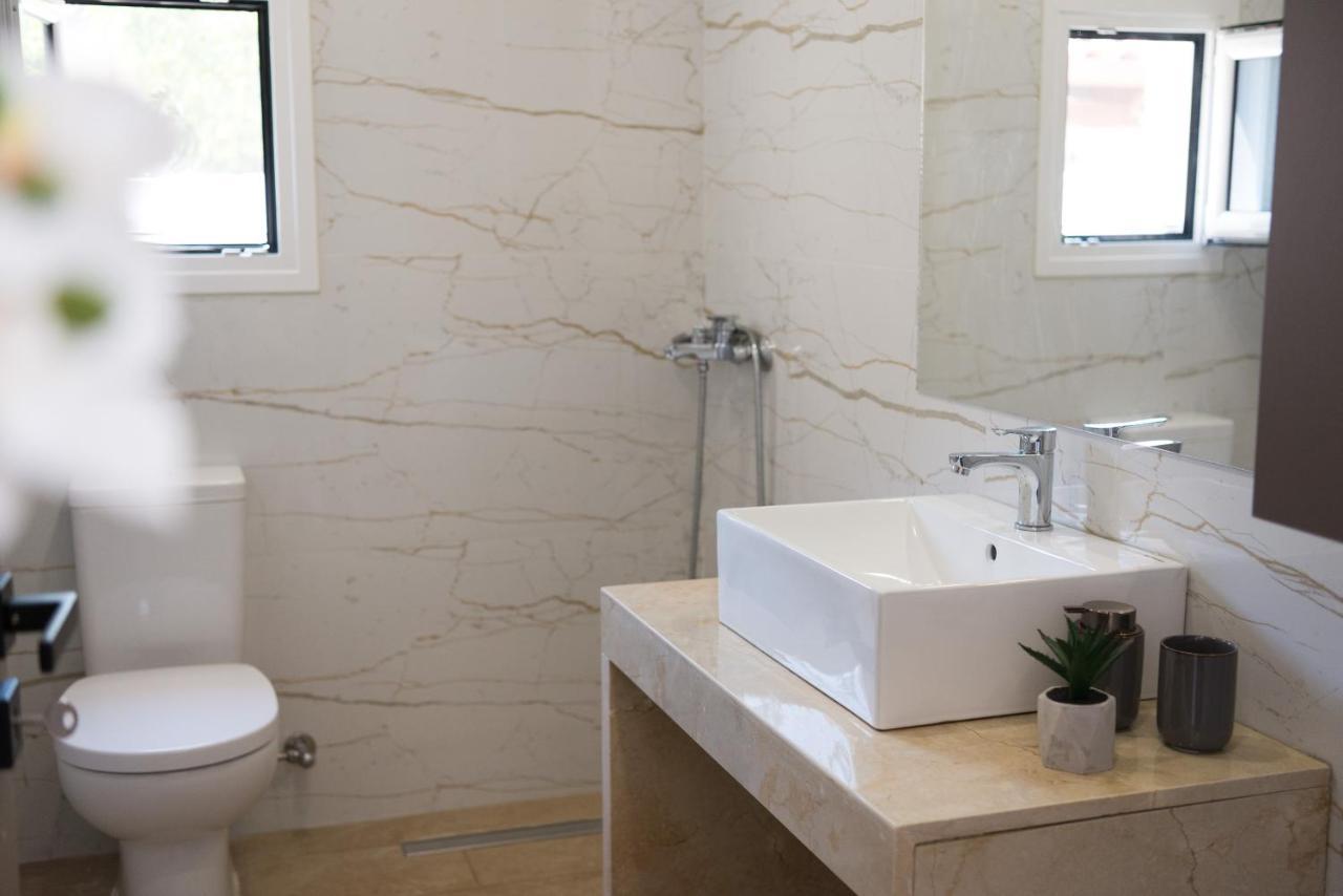 Al Santo Apartments Закінф Екстер'єр фото