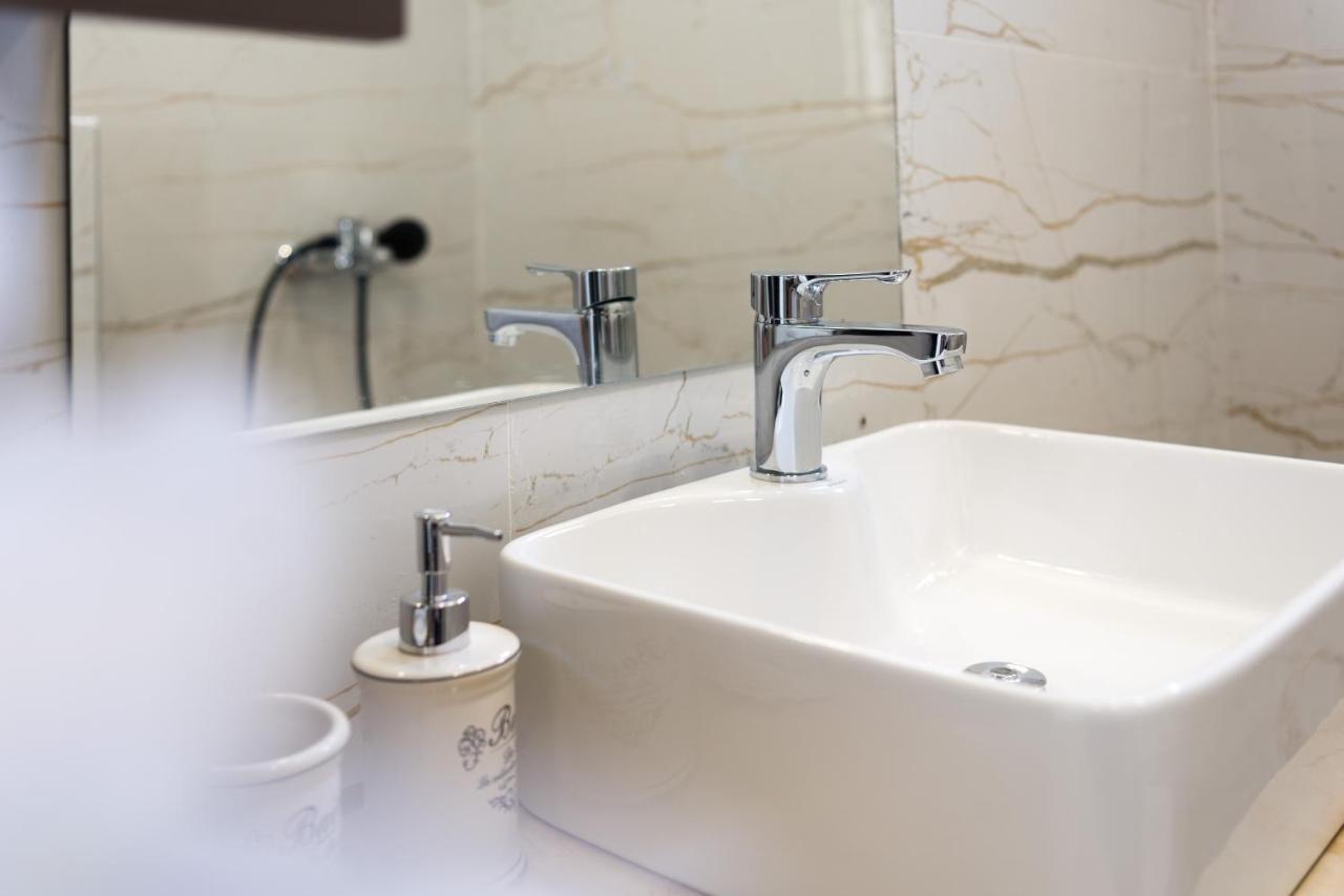 Al Santo Apartments Закінф Екстер'єр фото